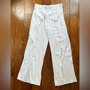 White House Black Market White Pants coverup. NWT